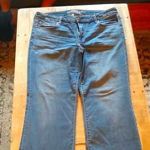 American Eagle Favorite Boyfriend Jeans - Size 18